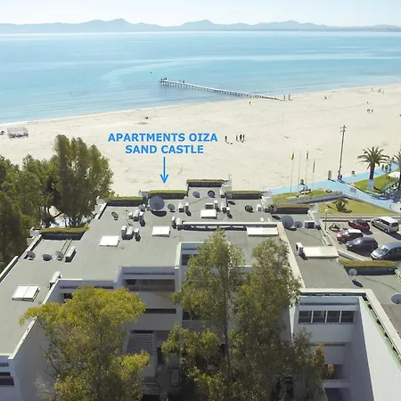Oiza Castle 15 At Beach, Wifi And Aircon Apartment *